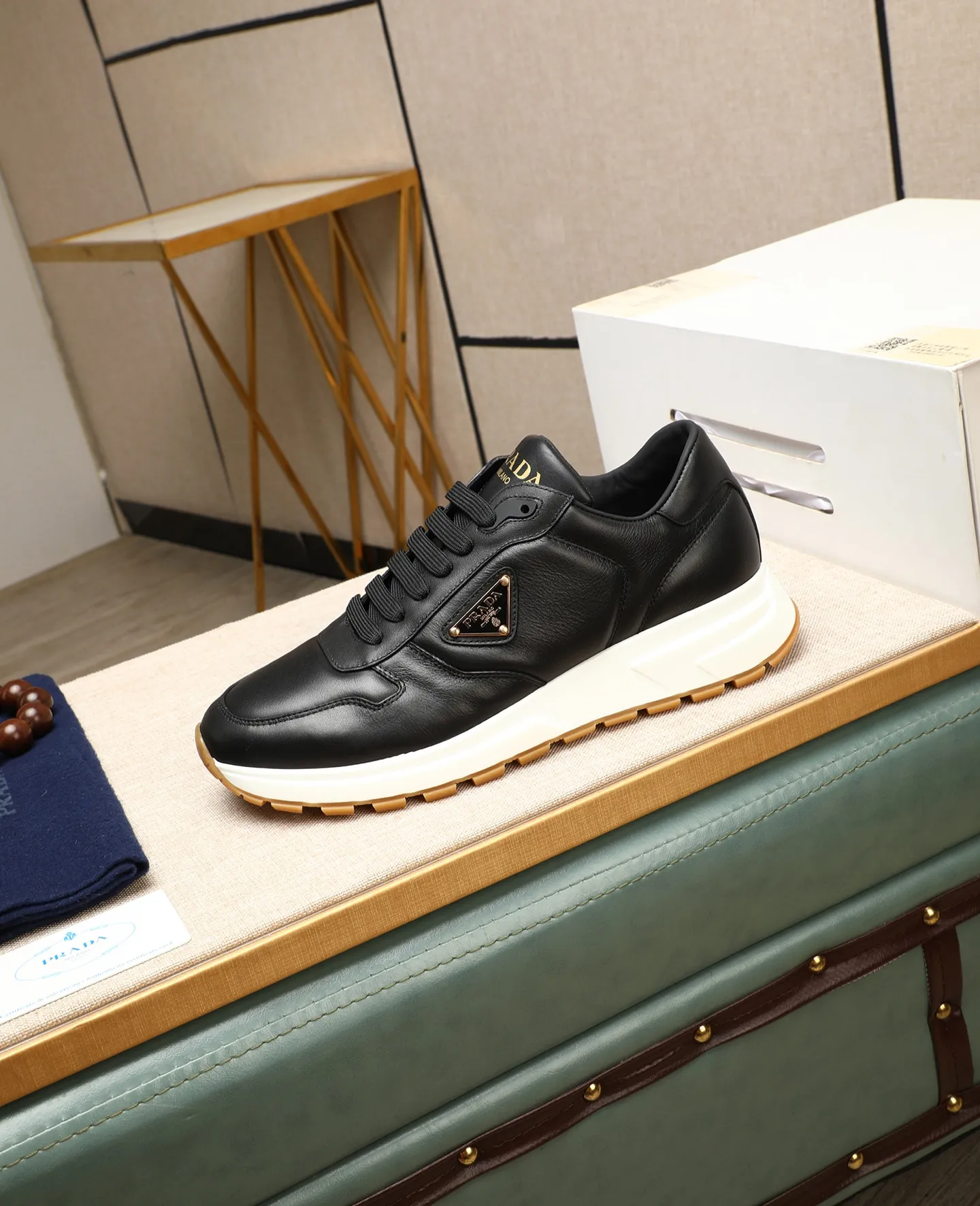 Men's shoes 💰540 🌹🌹[PRADA—Prada] 2025 latest model 🙈original replica! 👟👟👟Available here. The workmanship is top-notch. The upper is made from Italy. 🇮🇹Imported first-layer cowhide. ❗️Breathable genuine leather lining @Suitable for travel. The original version has an enlarged engraved sole, making it suitable for all kinds of travels, showing low-key luxury. Let quality speak for itself. Color: Size: 38-45